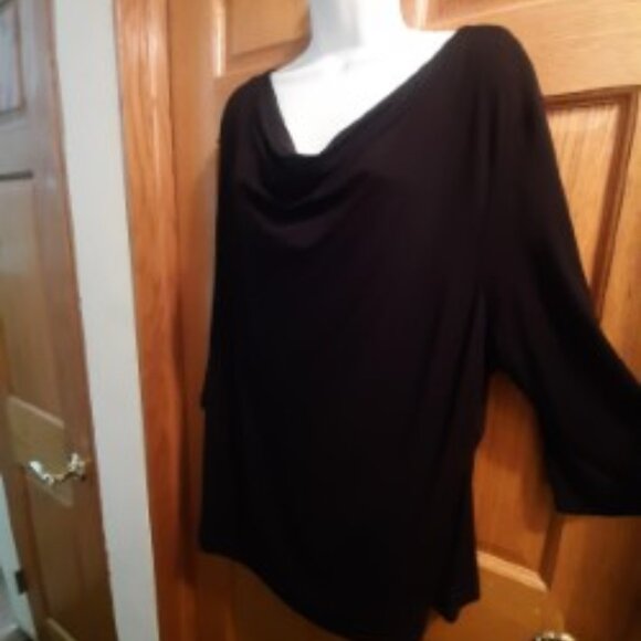 Dressy black blouse - Picture 4 of 7